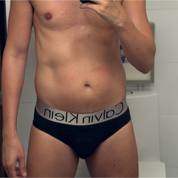 Calvin Klein Men's Steel Micro Hip Briefs in Black with Gray Waistband - Picture 4 of 5